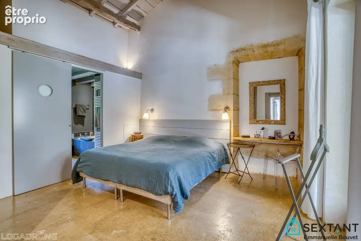 A 15 min de Bergerac, superbe propriété en pierre rénovée sur plus de 3 HA, 4 habitations, grange, superbe espace piscine - photo 11