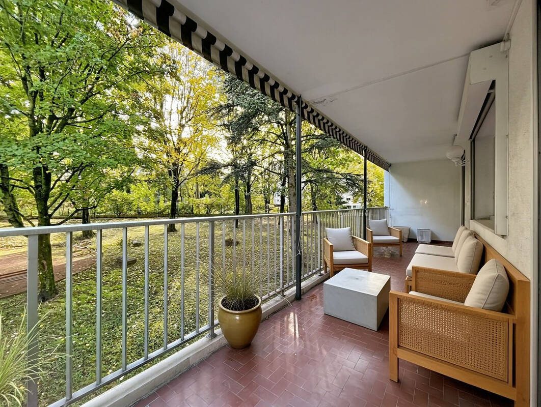 Appartement à LYON-9E