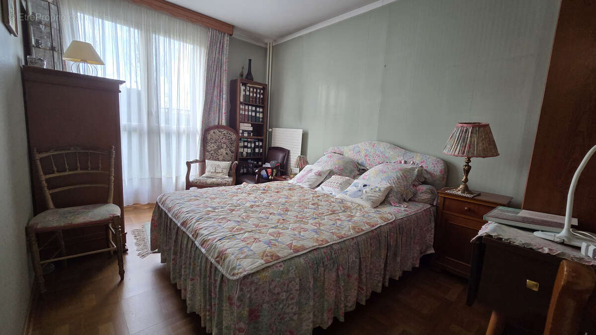 Appartement à BOISSY-SAINT-LEGER