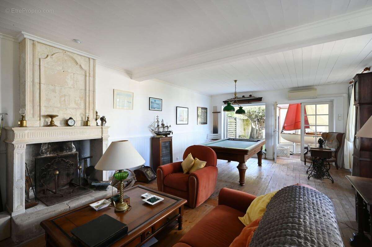 Maison à SAINT-MARTIN-DE-RE