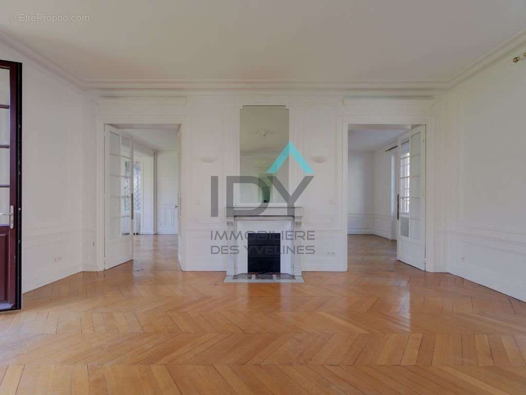 Maison à SAINT-GERMAIN-EN-LAYE