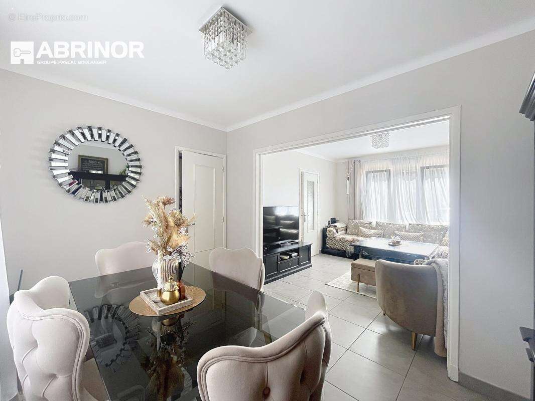 Maison à FACHES-THUMESNIL