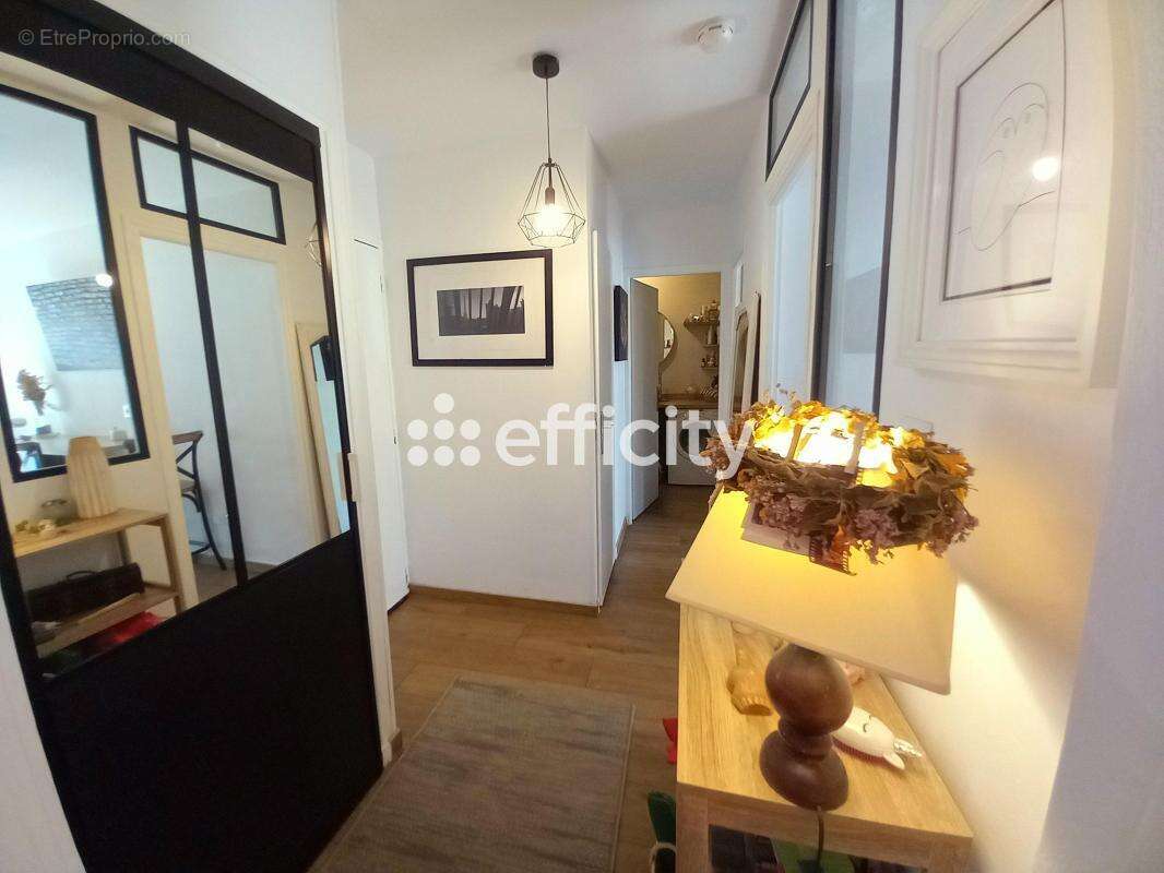 Appartement rénové - photo 2