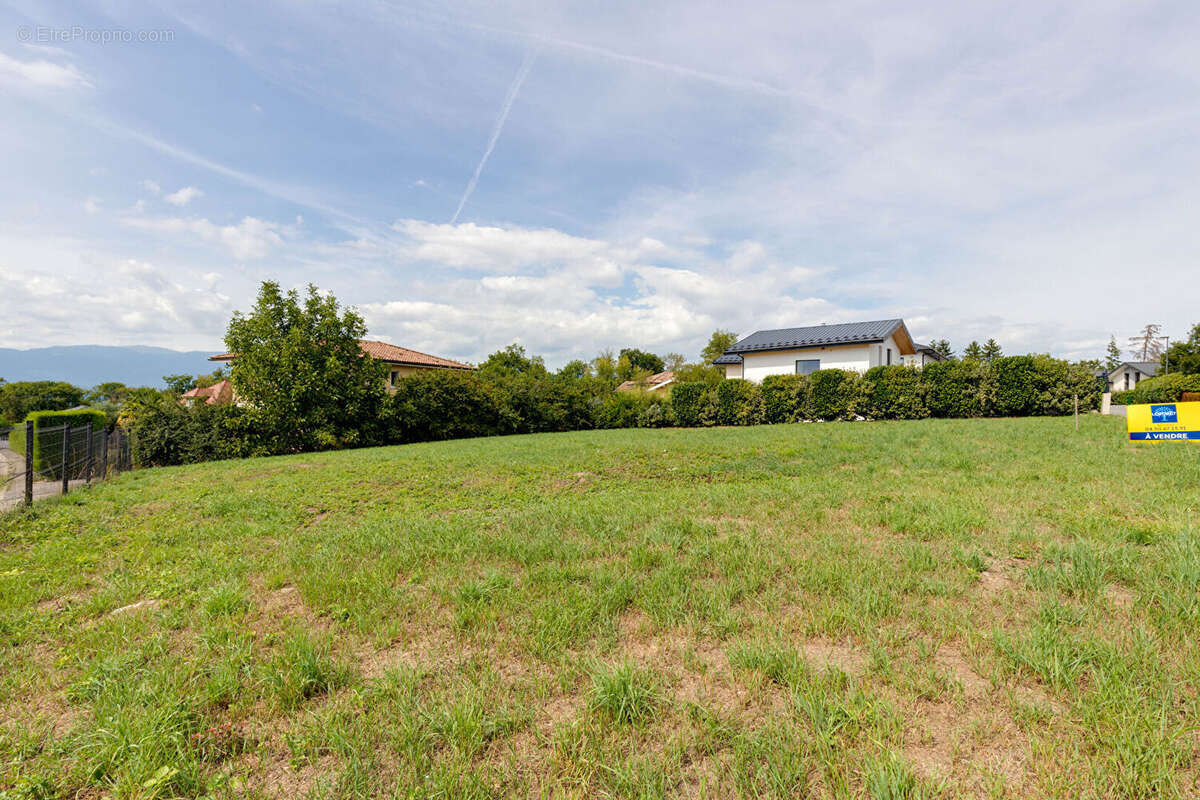Terrain constructible à Messery de 859 m² - photo 7