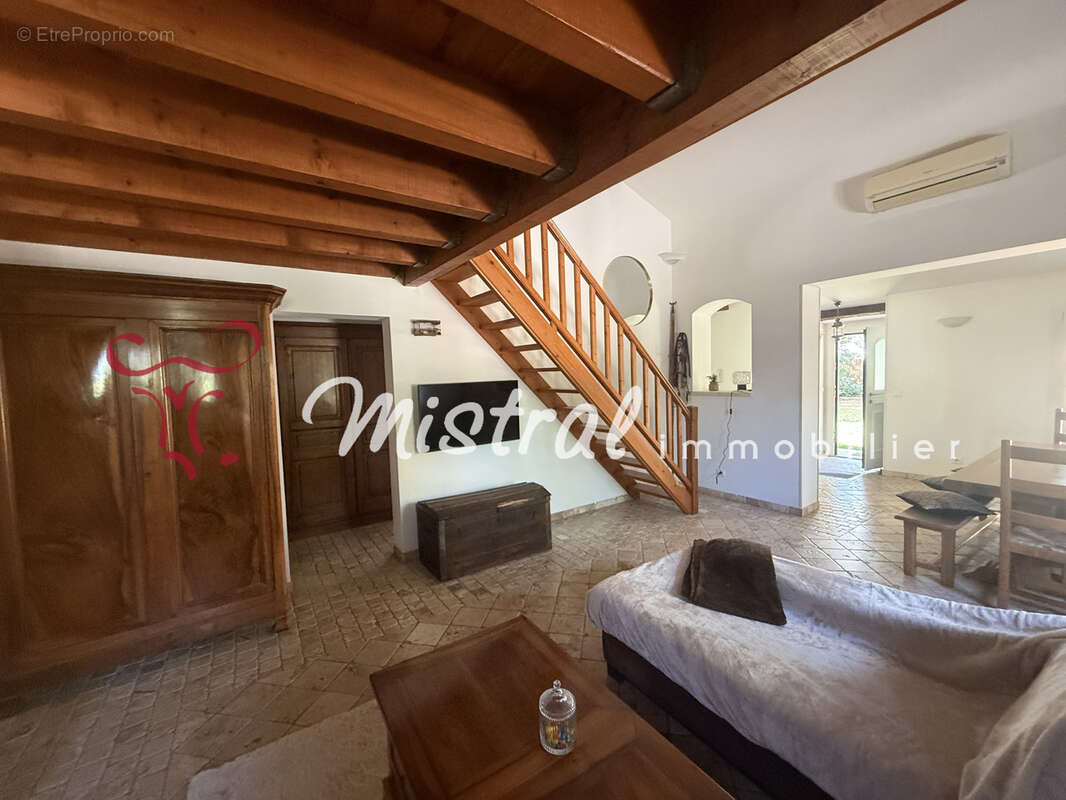 Vente maison 2 chambres les saintes maries de la mer - photo 9