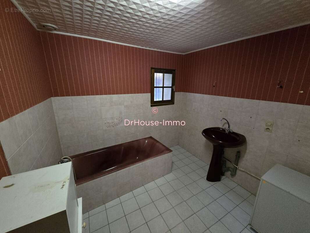 Maison à SCORBE-CLAIRVAUX