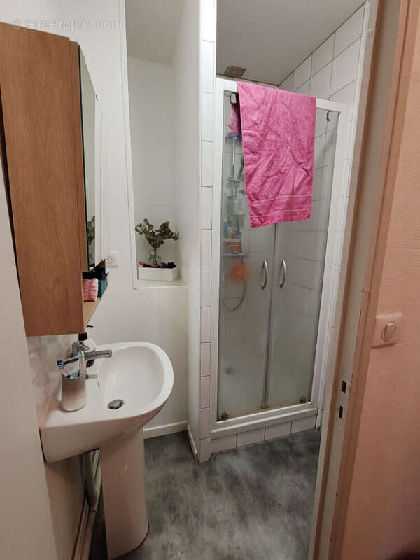Appartement à SAINT-LEONARD-DE-NOBLAT