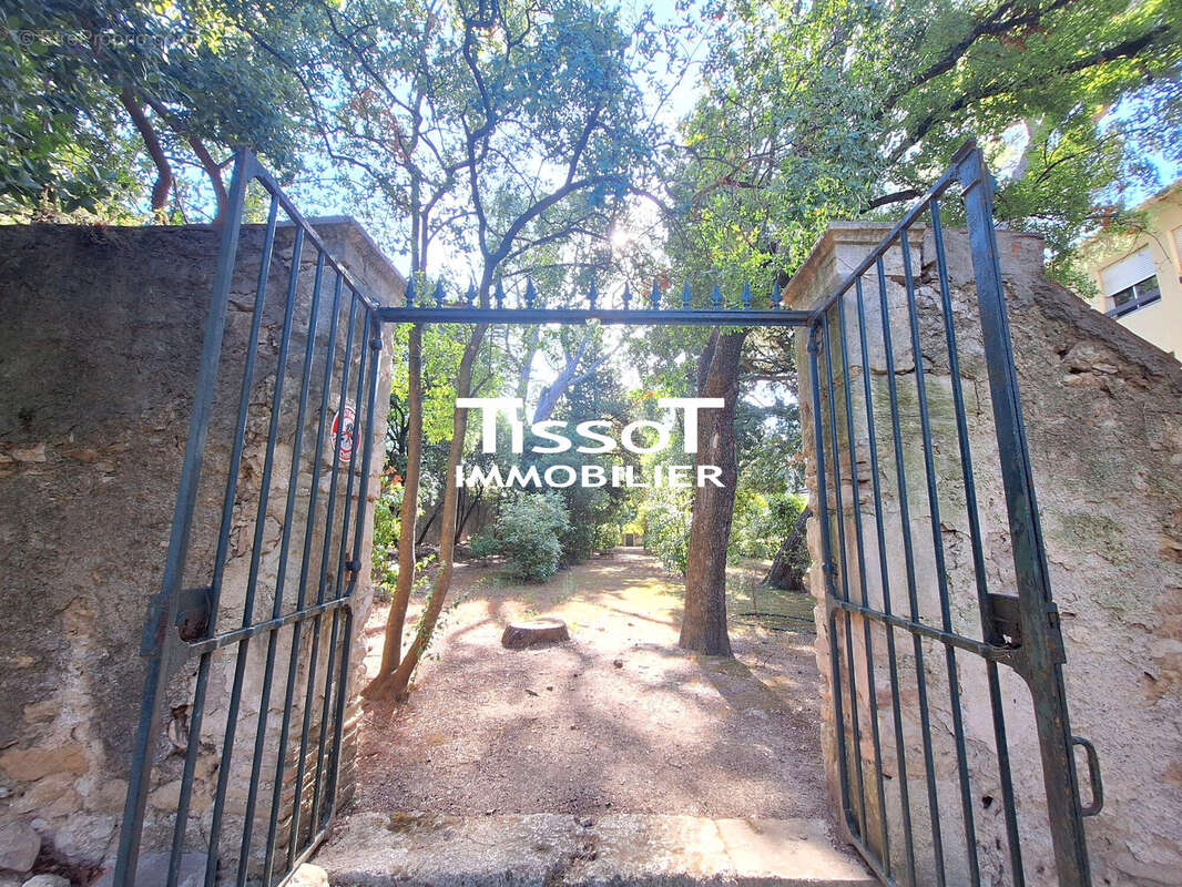 Appartement à NIMES