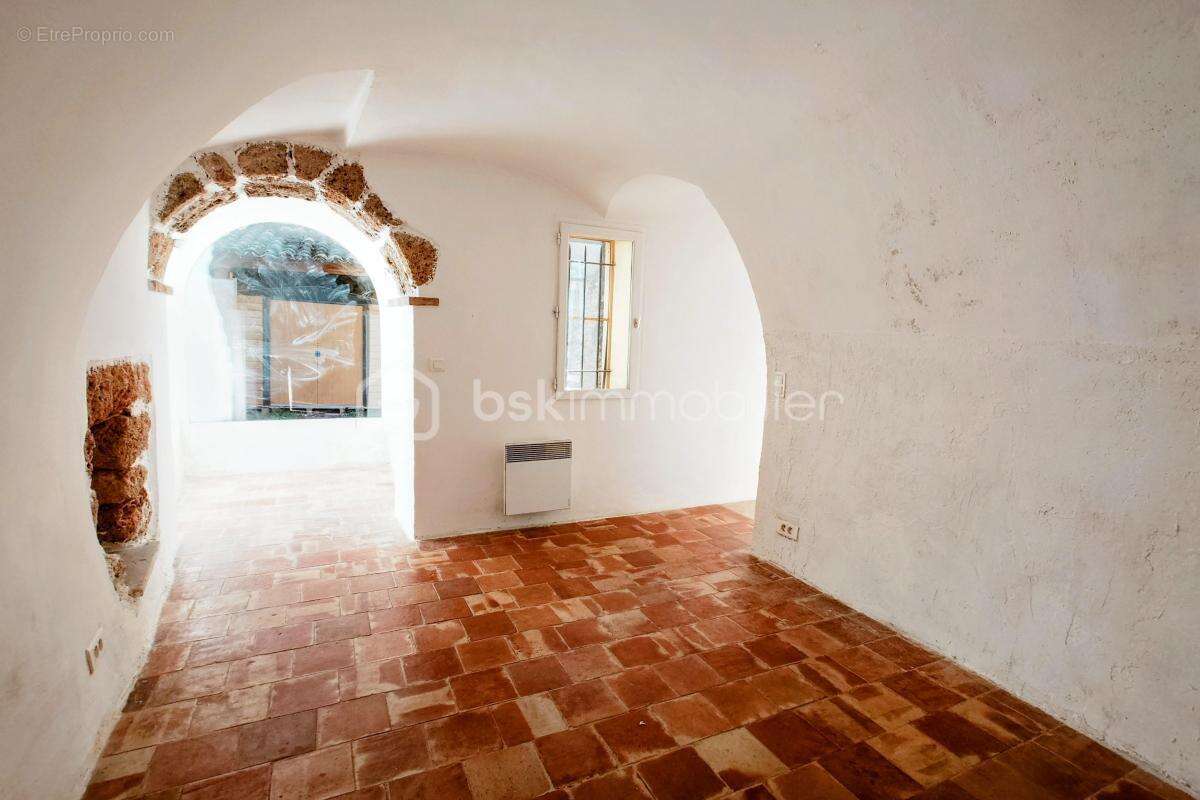 Maison à SALERNES