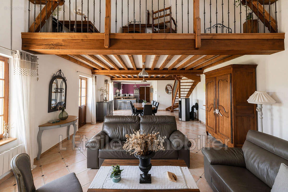 Maison à MOULINS-LA-MARCHE