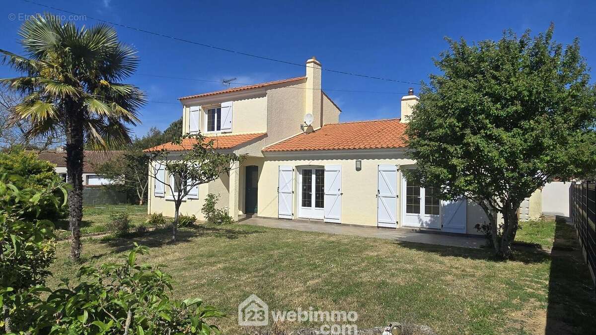 Façade Sud - Maison à TALMONT-SAINT-HILAIRE