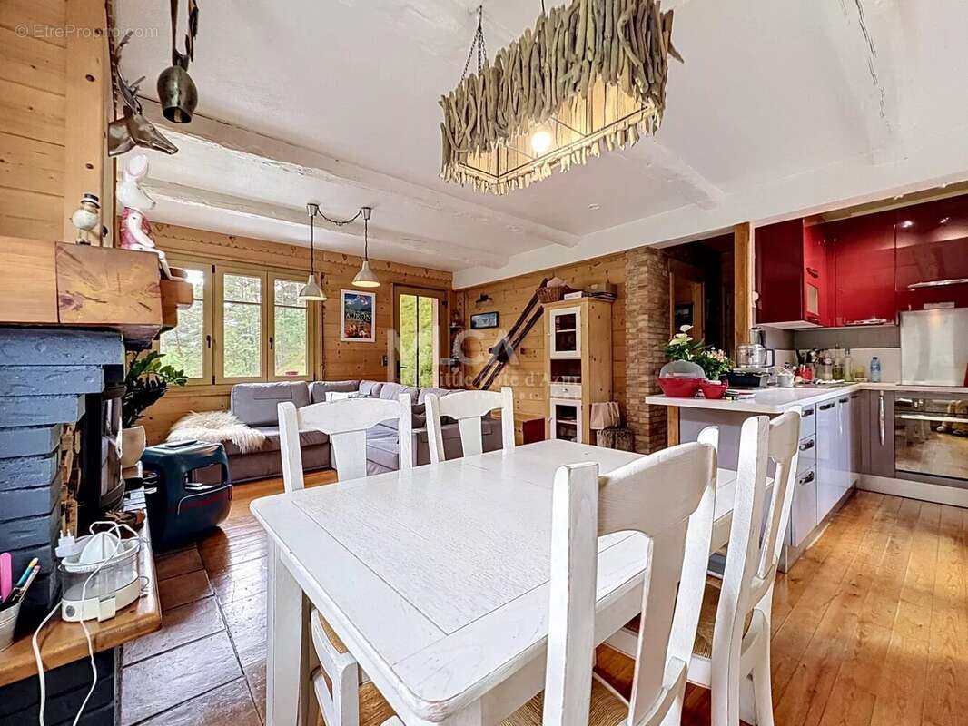 Appartement à SAINT-ETIENNE-DE-TINEE