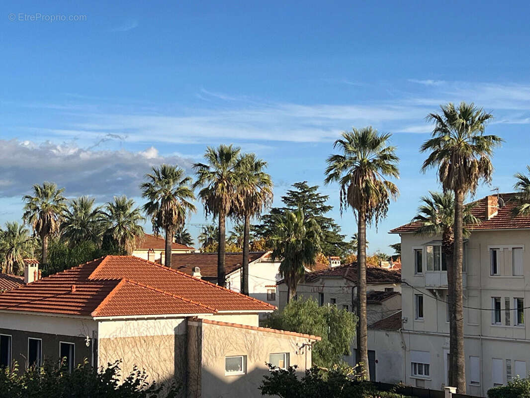 Appartement à HYERES