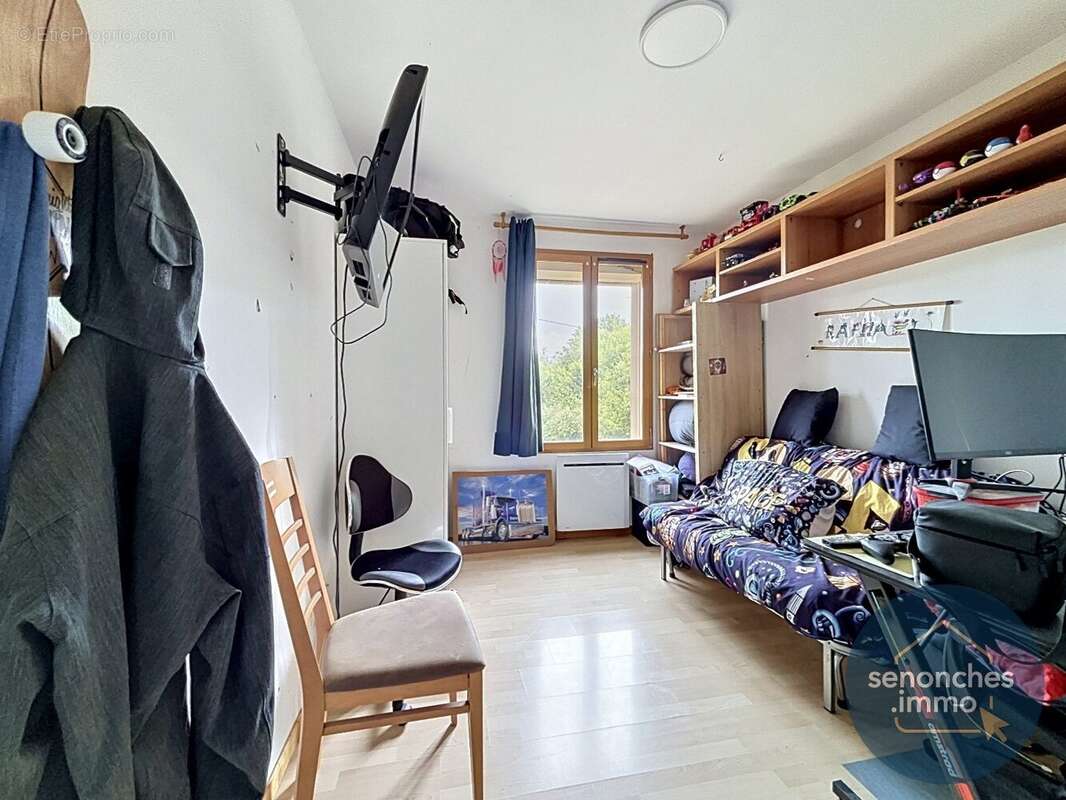 Pavillon de plain-pied 4 chambres  100 m² habitables  terrain de 2 244 m²  environnement calme et verdoyant - photo 14