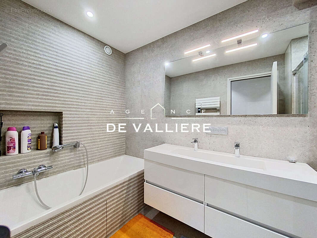 Appartement à PUTEAUX