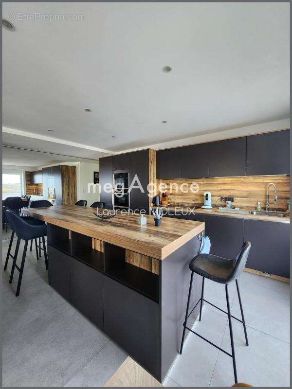 Appartement 98 m2- 5 pièces - photo 3
