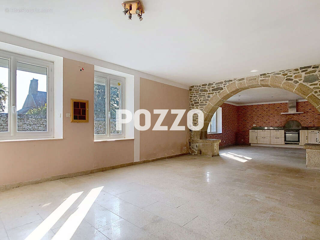 A Vendre - Pleine Fougères - Maison 6 pièce(s) 185 m² - photo 3