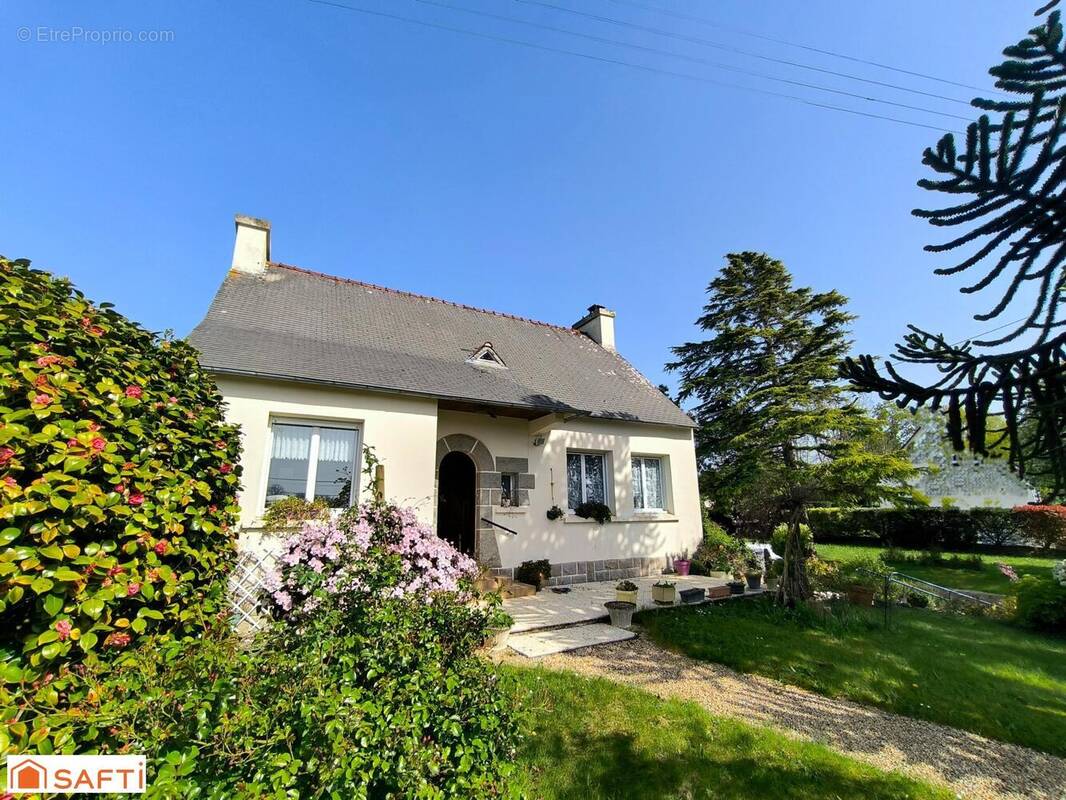 Photo 1 - Maison à PLESTIN-LES-GREVES