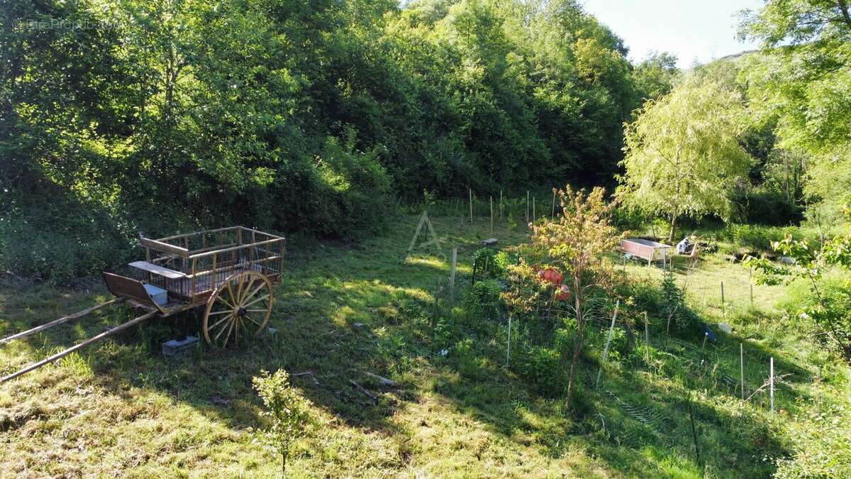 Maison à BERBERUST-LIAS