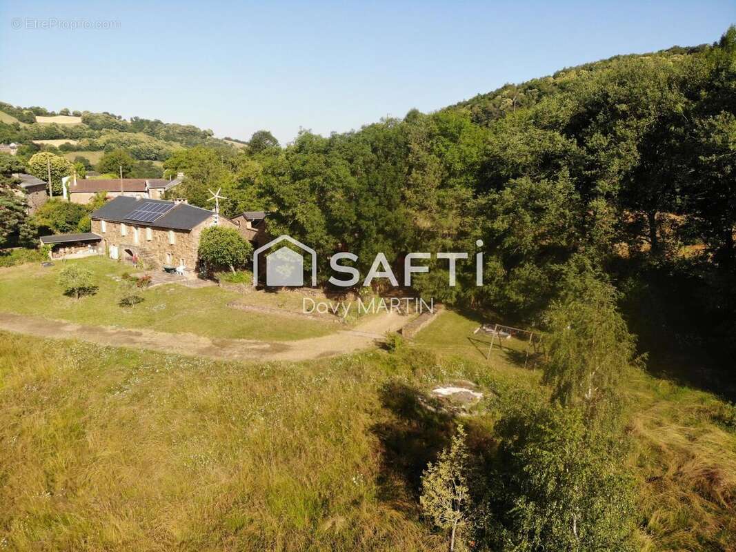 Maison 219 m² à Martrin  - photo 2