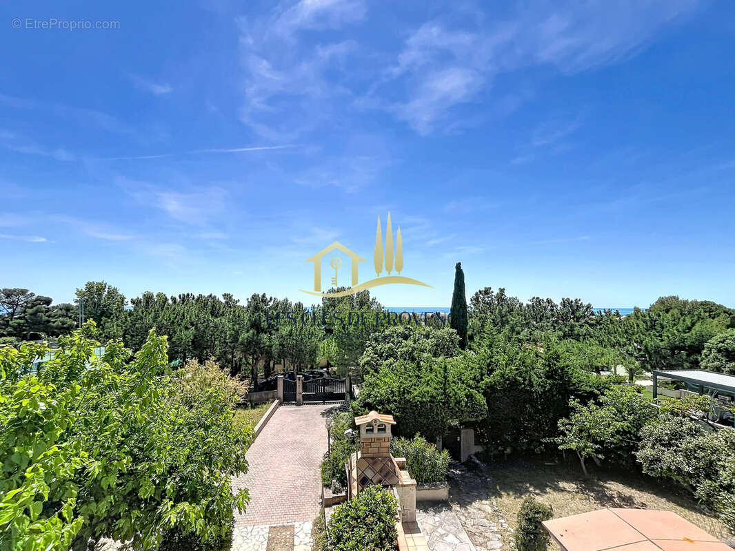 Maison à SAUSSET-LES-PINS