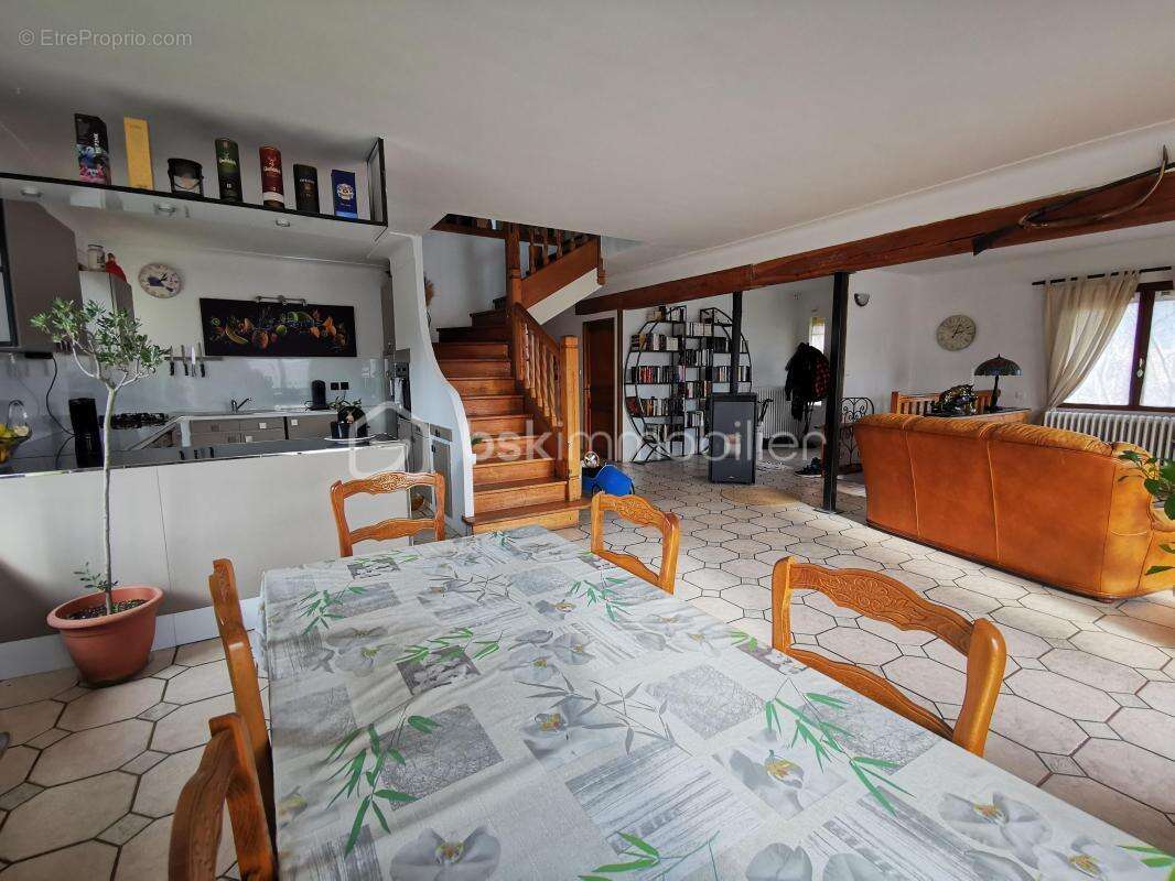 Maison à LA MURE