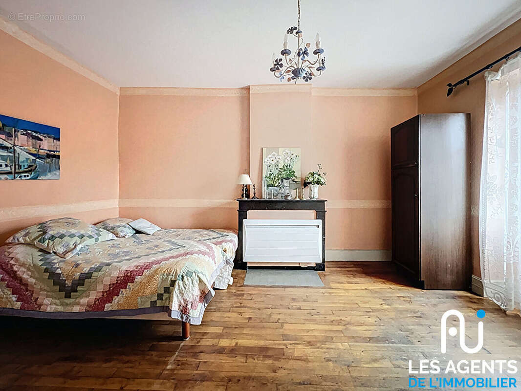 Maison à MEUNG-SUR-LOIRE