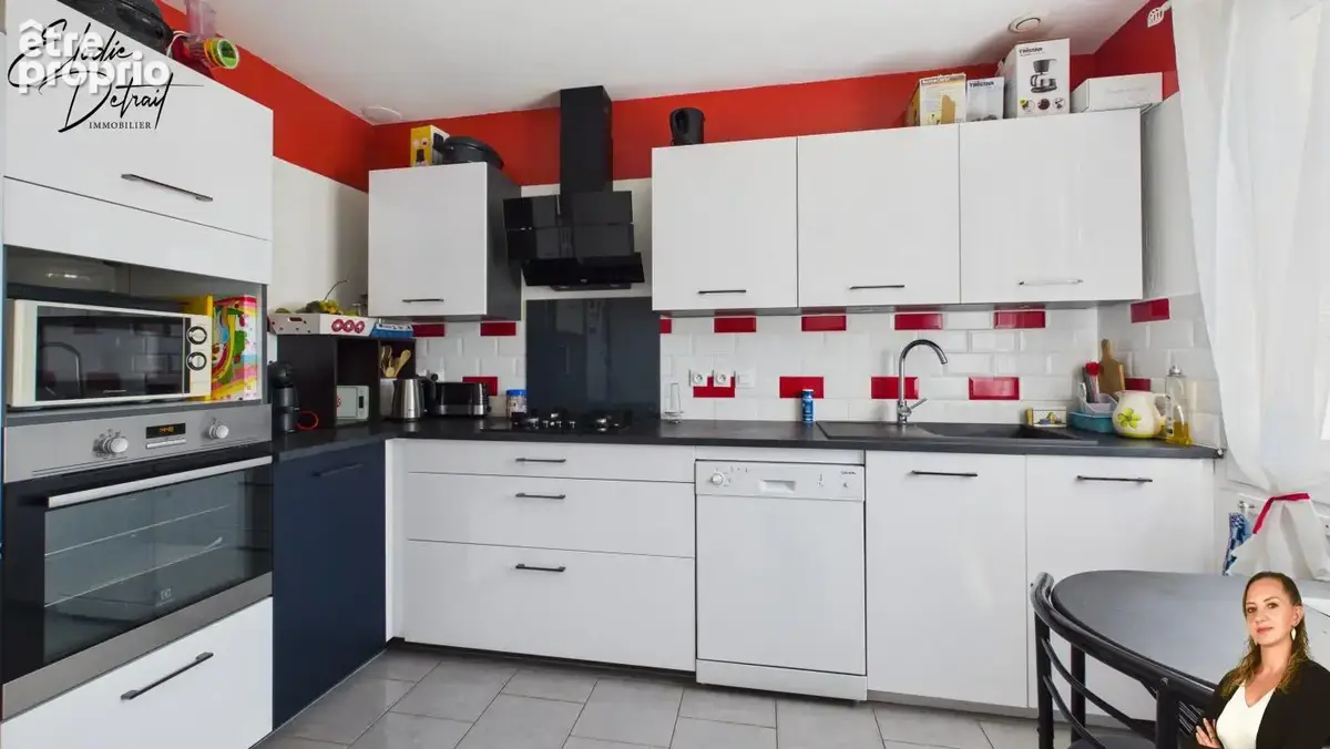 Maison 8 pièces 103 m² à vendre à Sainte-Jamme-Sur-Sarthe (72380) - photo 2