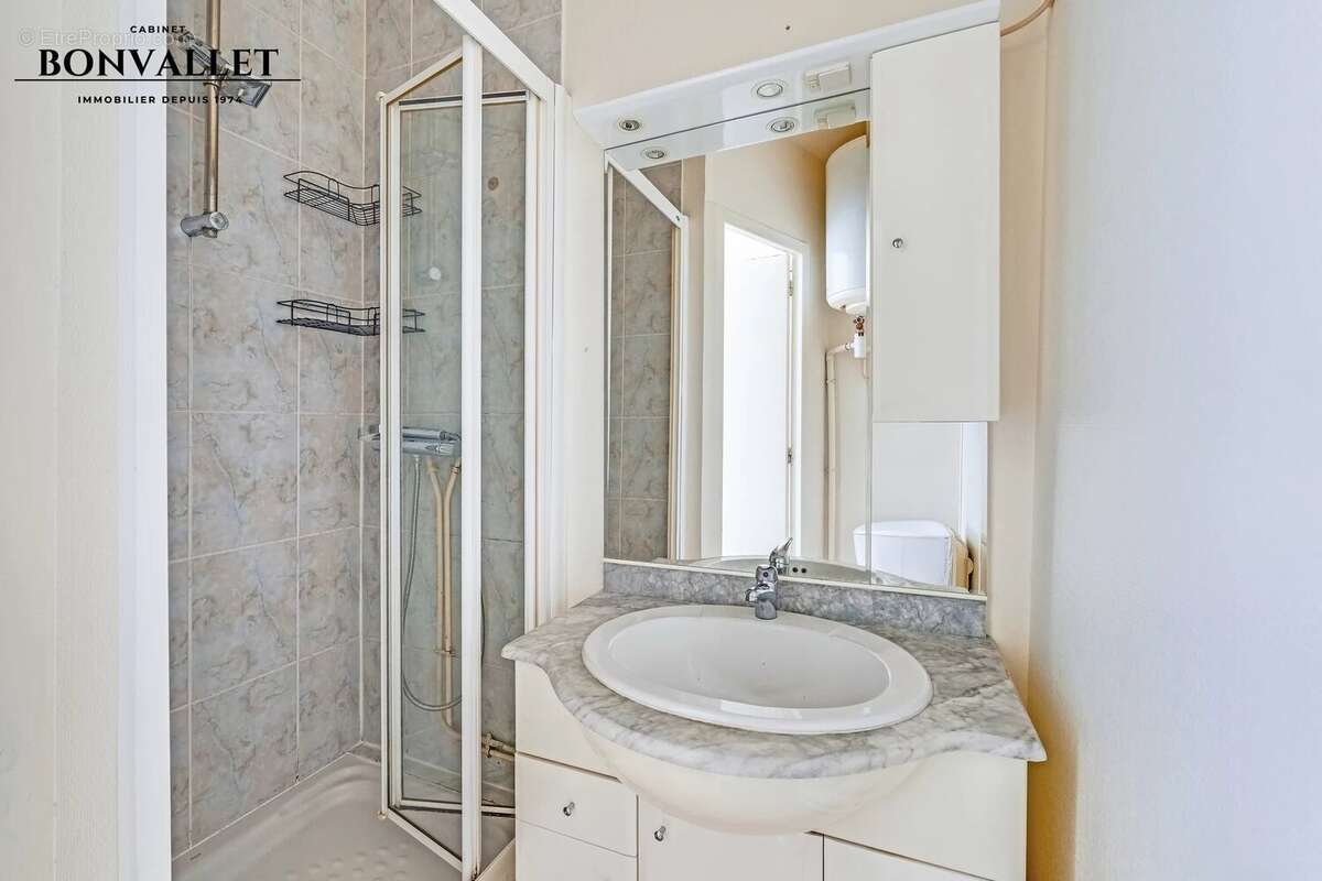 Appartement à MONTROUGE