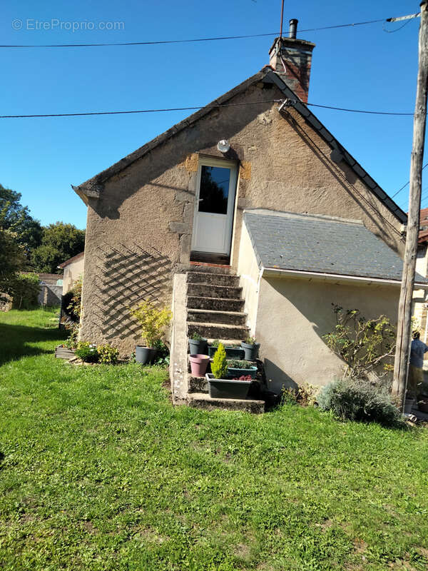 Maison à SAINT-BENIN-D&#039;AZY