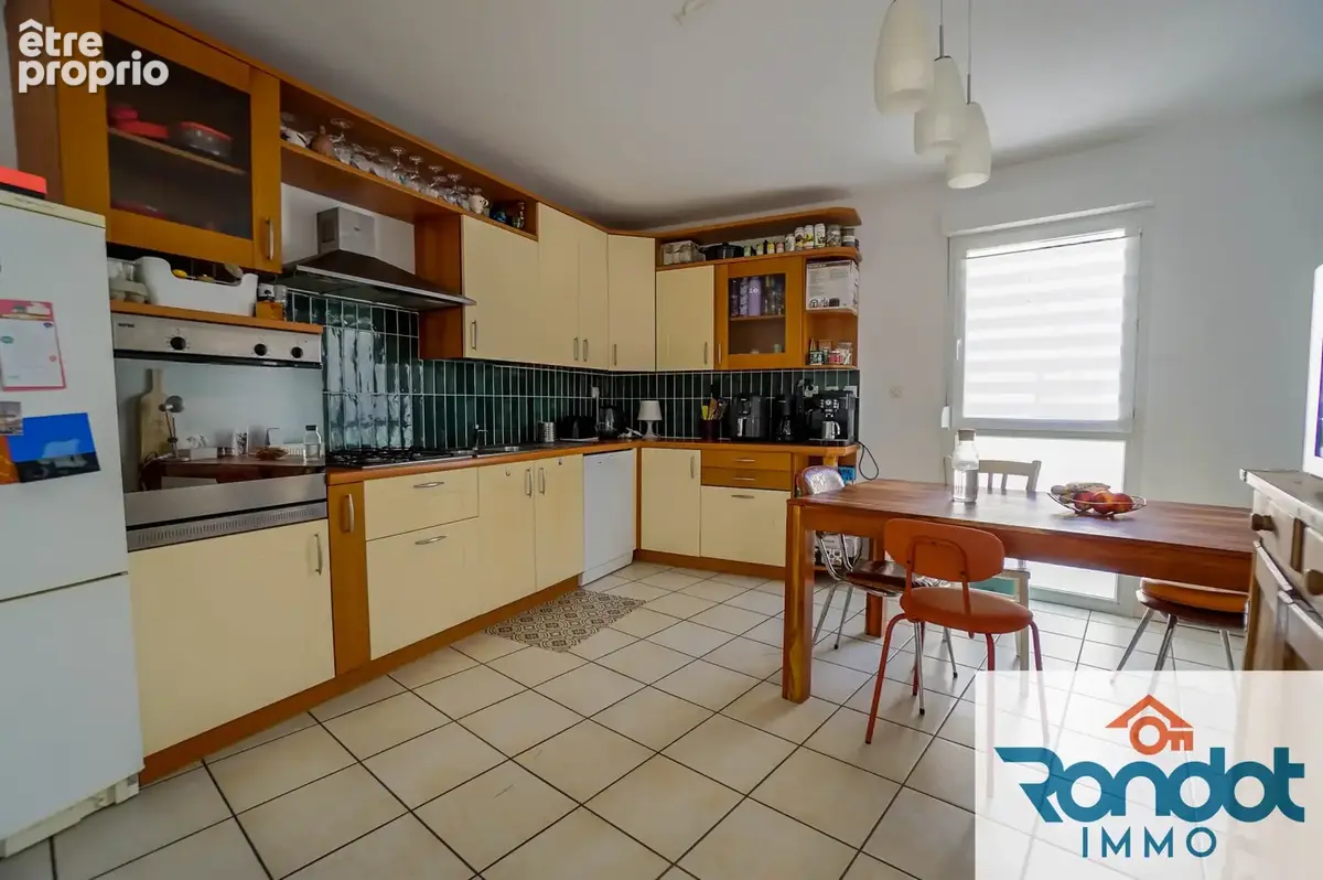 Maison 6 pieces/4 chambres/130 m2/jardin/terrasse/garage - photo 5