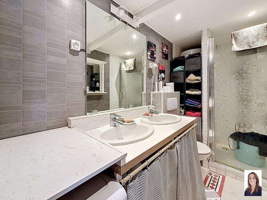 Appartement  3 pièce(s)  58m2 loi carrez 70m² au sol - photo 2