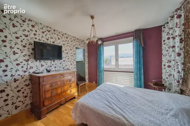 Maison de 8 pièces principales - photo 5