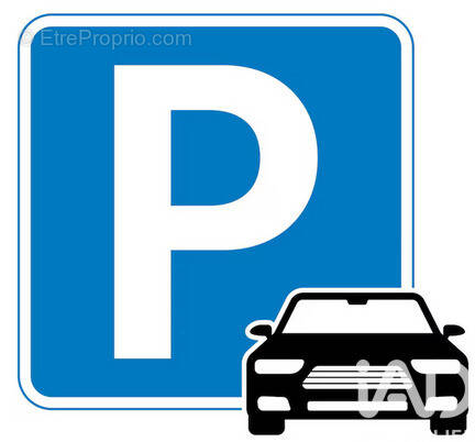 Photo 1 - Parking à LA ROCHELLE
