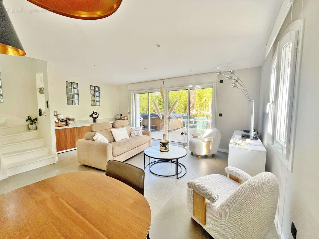 Maison à SAINT-RAPHAEL