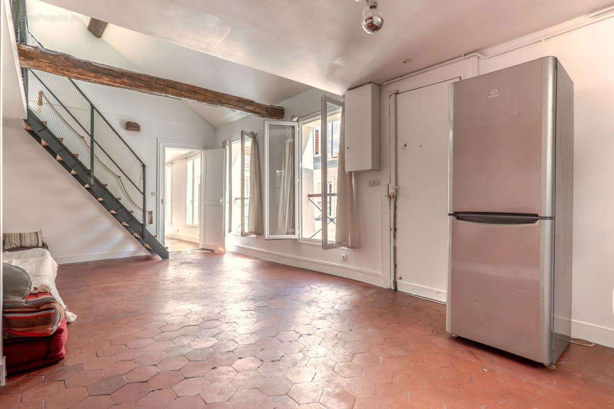 Appartement à PARIS-2E