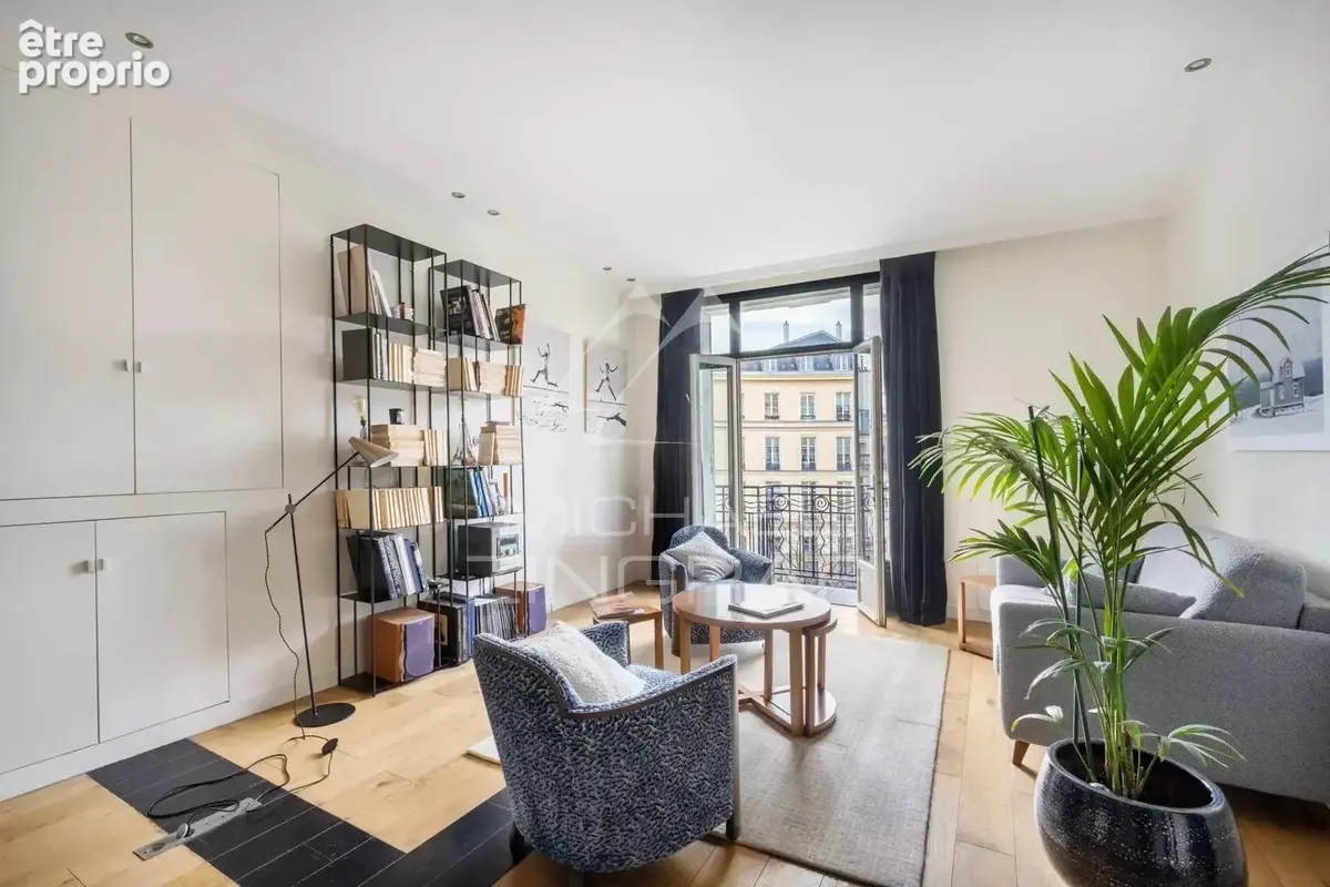 A VENDRE - Appartement 1 chambre - Rue Chauchat - Paris IX - photo 3