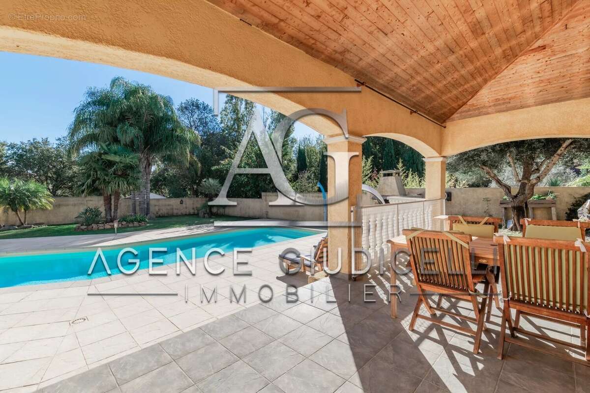 Maison à PRUNELLI-DI-FIUMORBO