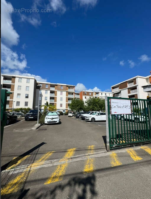 À vendre   Appartement T2 avec parking   Les Abymes - photo 9