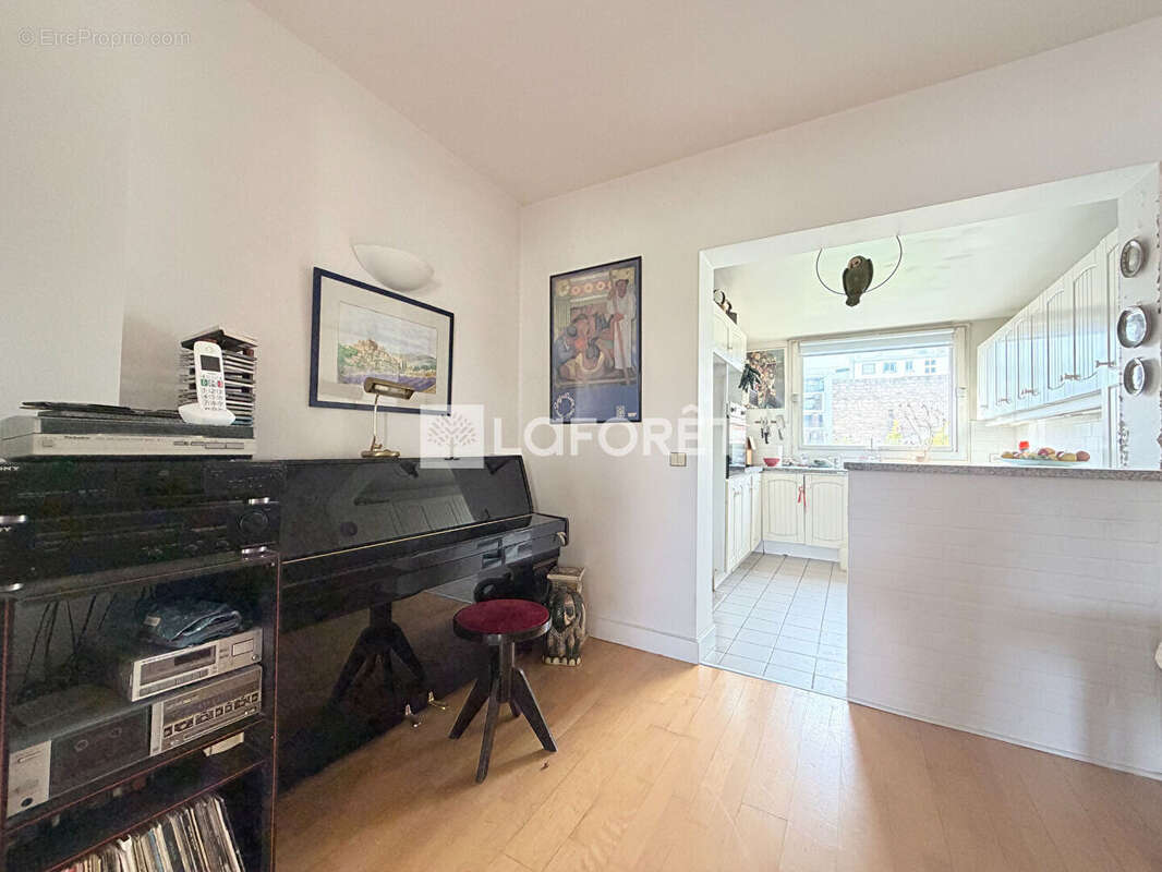 Appartement à MONTROUGE