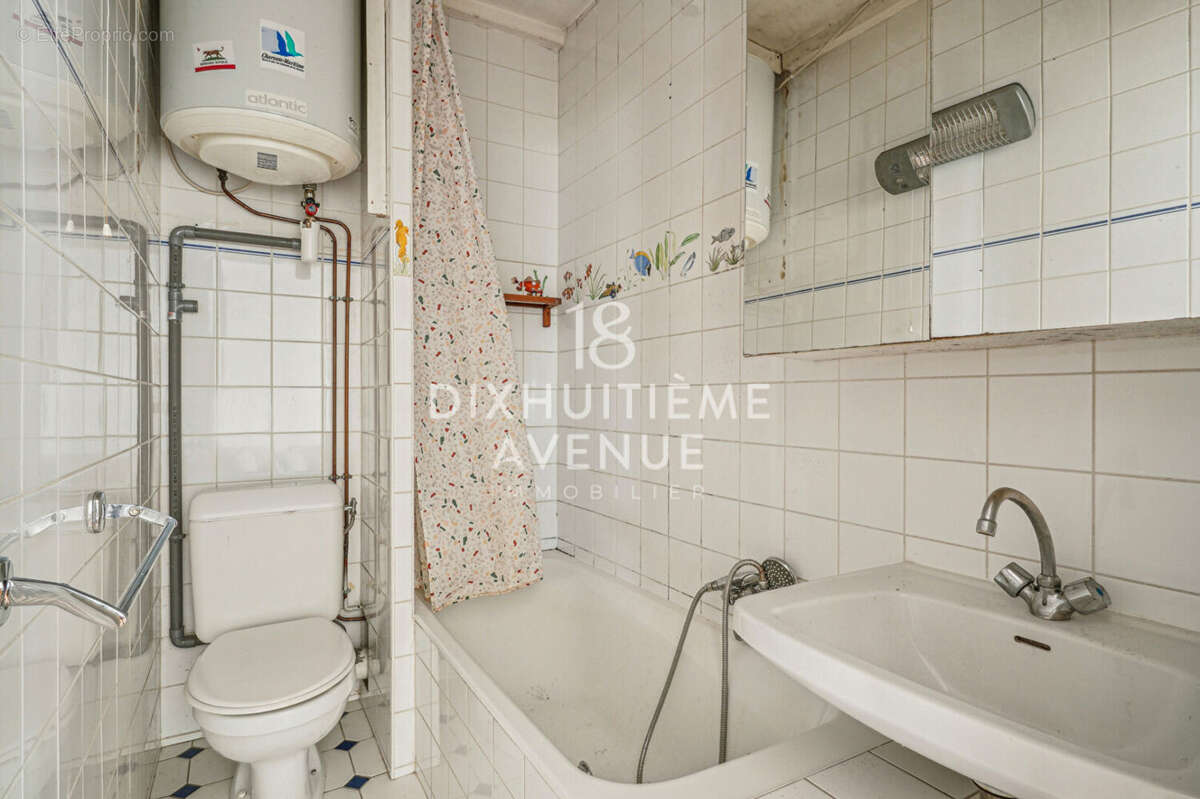 Appartement à PARIS-18E