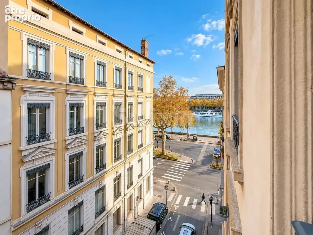 Lyon 2 - ainay - appartement t3 à rénover - photo 7
