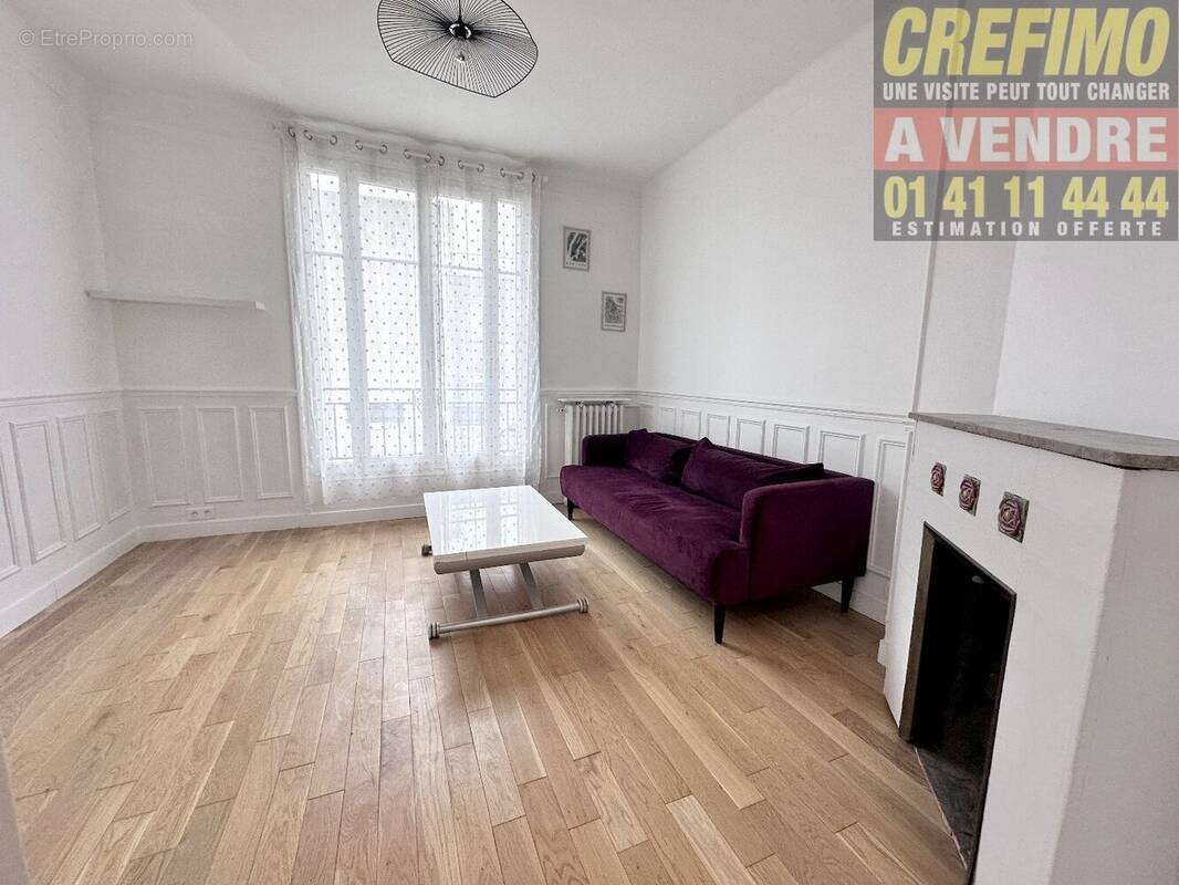 Appartement à COURBEVOIE