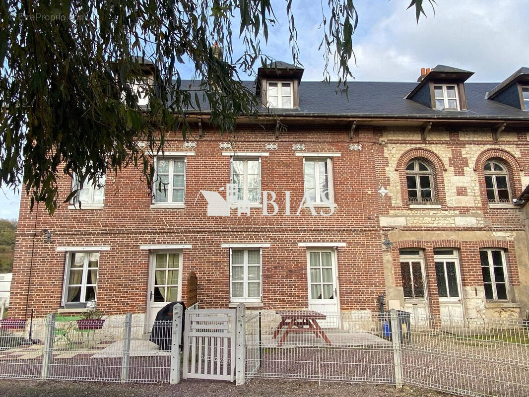 Maison à SAINT-PAER