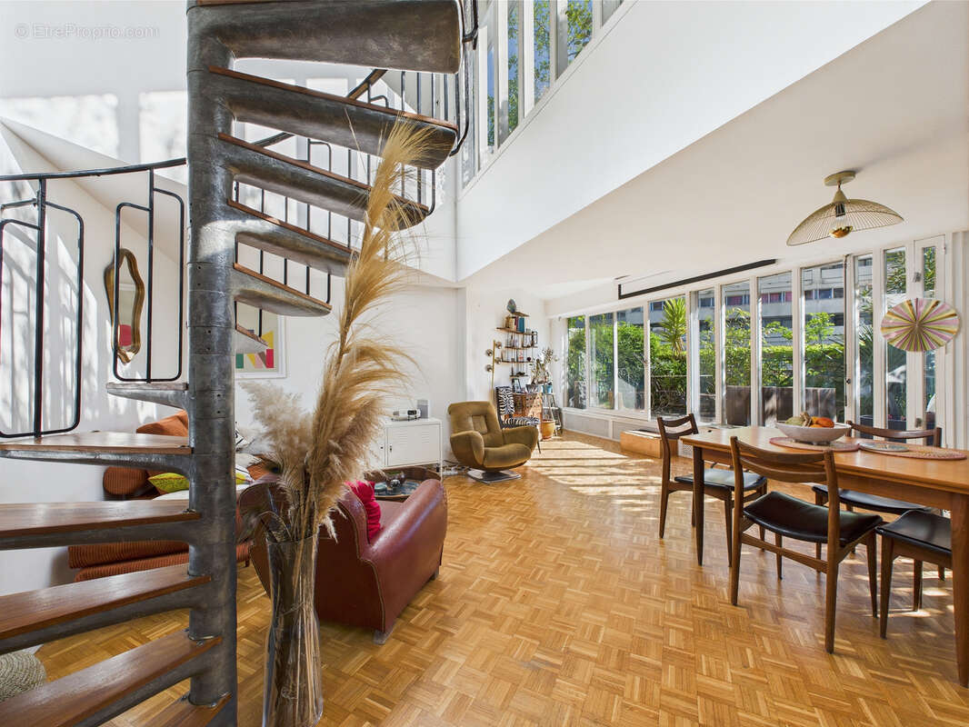 Superbe Duplex au pied du métro - photo 8