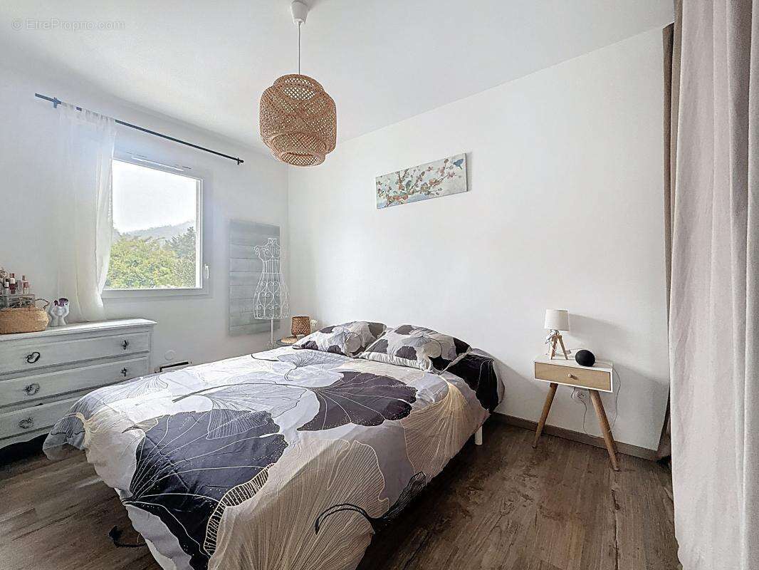 Maison à CONDRIEU