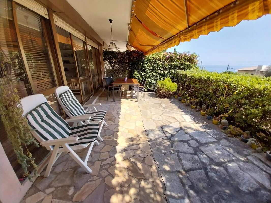 Appartement à MENTON