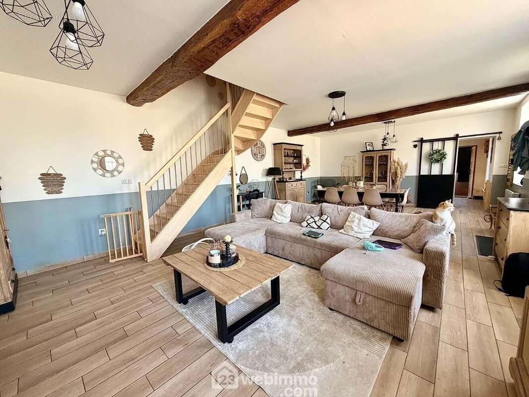 Maison 136 m² à Cessieres  - photo 3