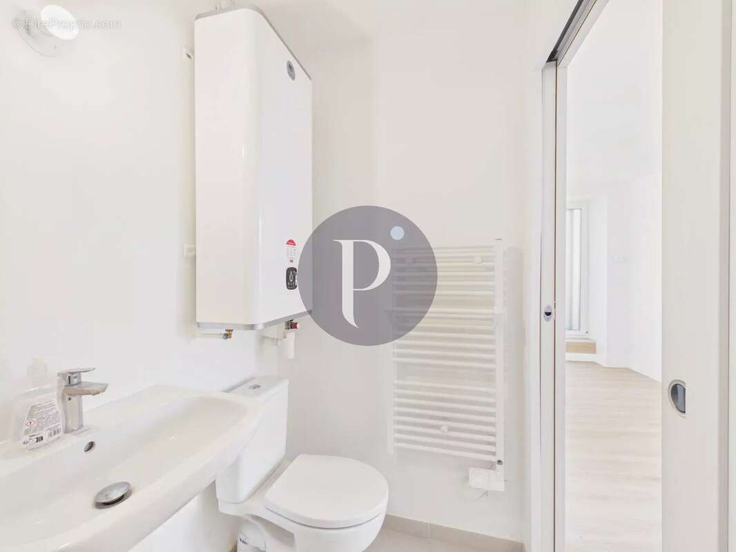 Sceaux 92 local  de 19 m² - photo 5