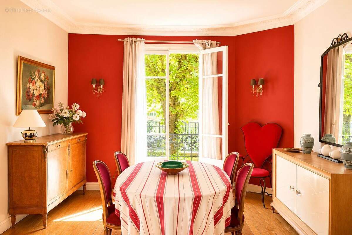 Maison 200 m² à Chennevieres-Sur-Marne  - photo 8